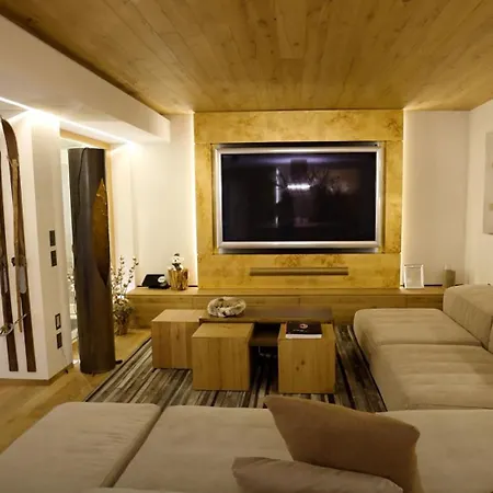 Anne Modern And Cozy Family Apartment